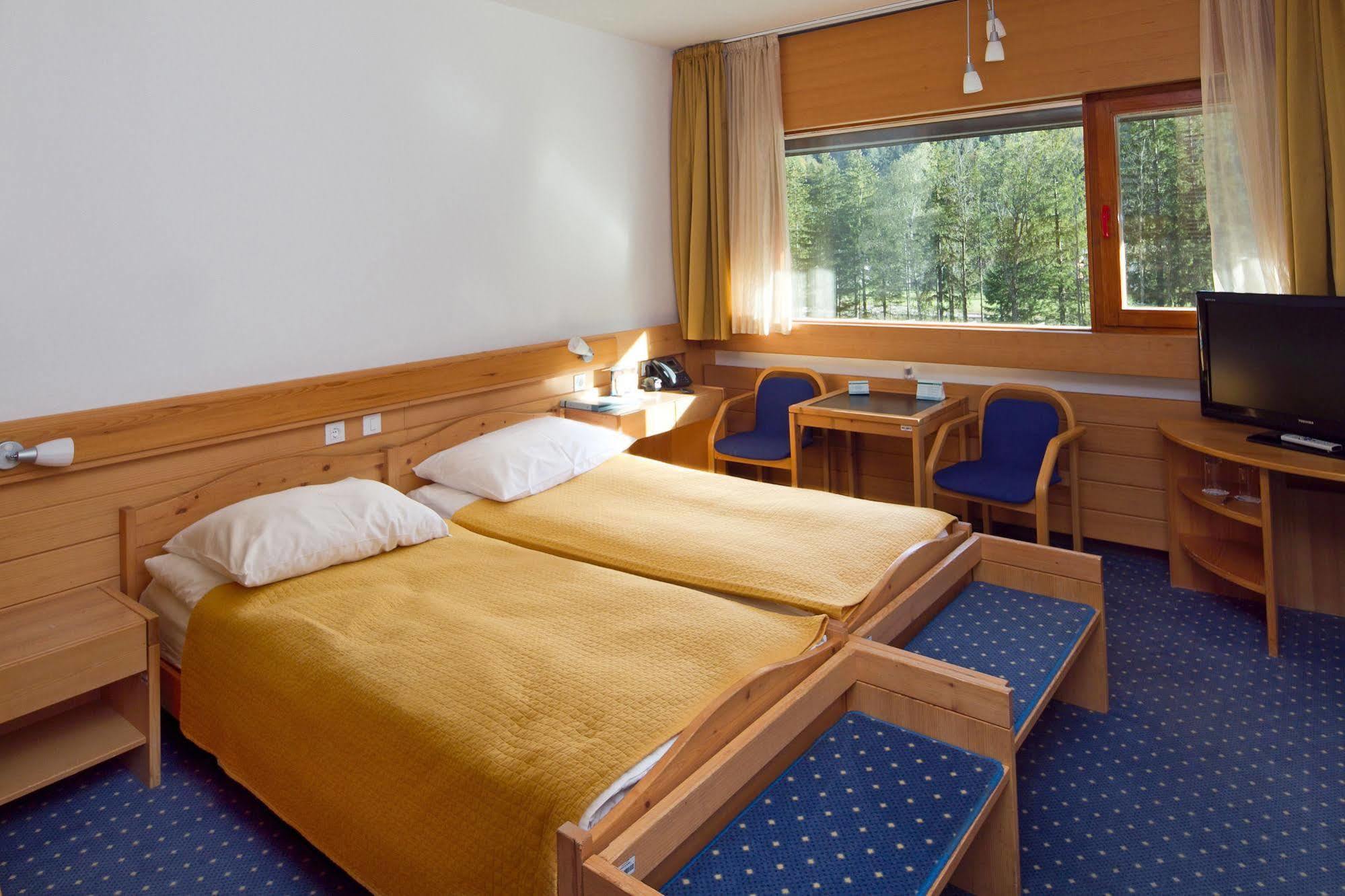 Hotel Spik Kranjska Gora Exterior photo